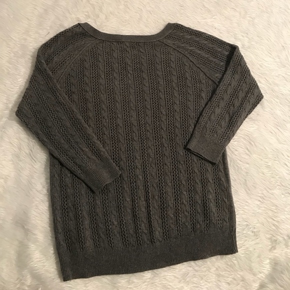 American Eagle Cable Knit Sweater size Small - Picture 2 of 5
